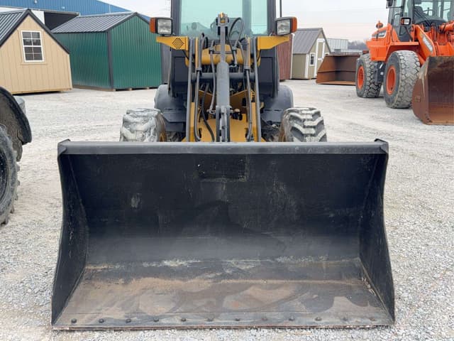 Image of Volvo L25B equipment image 4