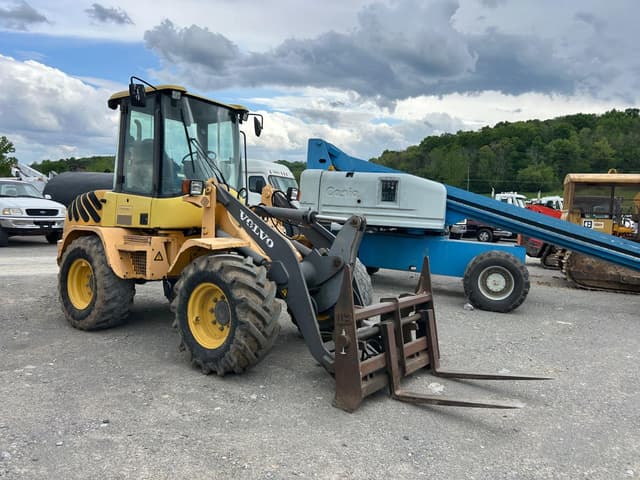 Image of Volvo L35B equipment image 1