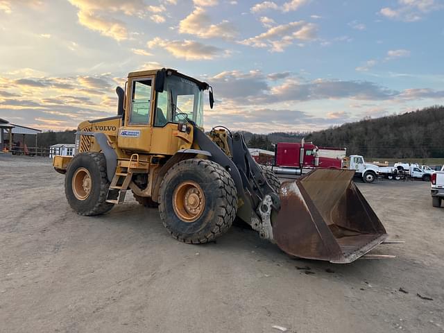 Image of Volvo L60E equipment image 3