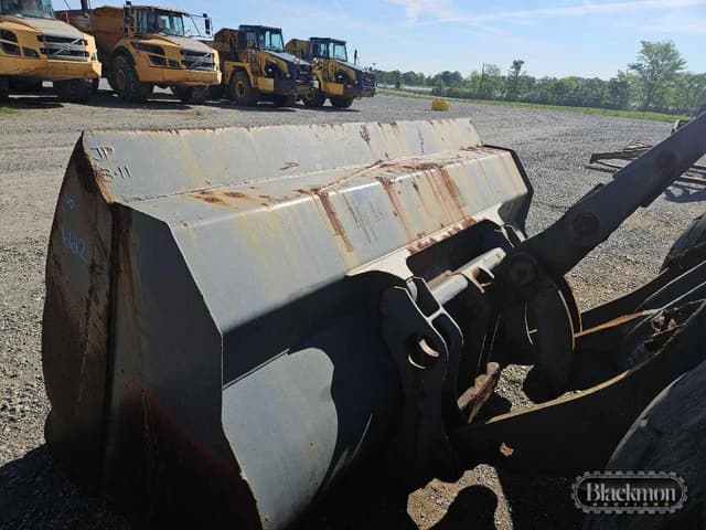Image of Volvo L60F equipment image 4