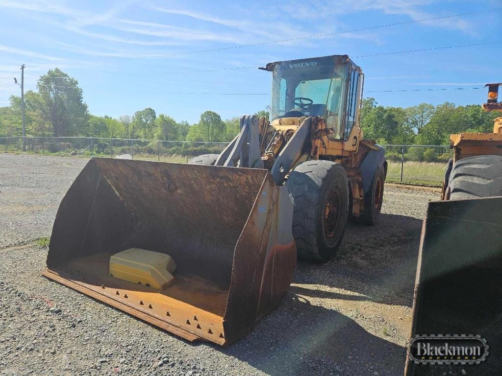 Volvo L60F Equipment Image0