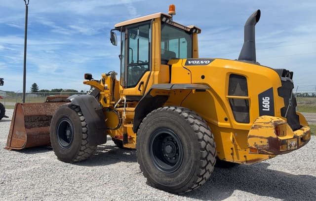 Image of Volvo L60G equipment image 4