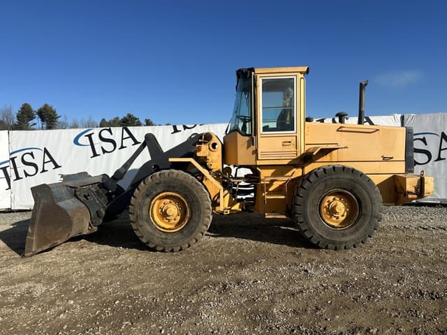 Image of Volvo L70B equipment image 1