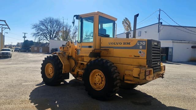 Image of Volvo L70B equipment image 2