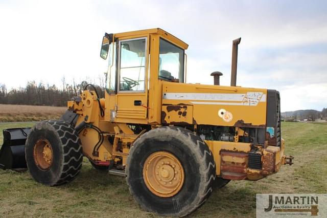 Image of Volvo L70C equipment image 2