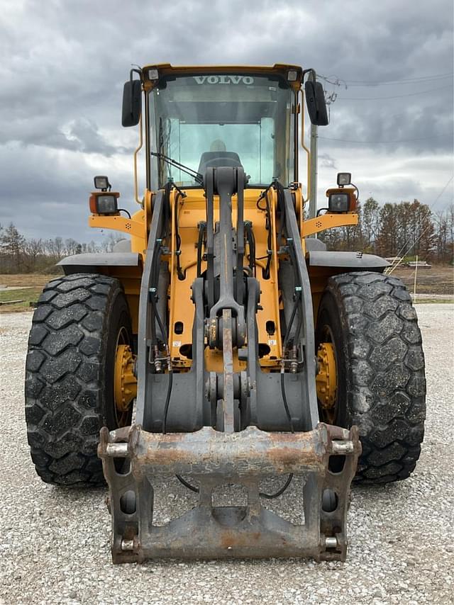 Image of Volvo L70E equipment image 3