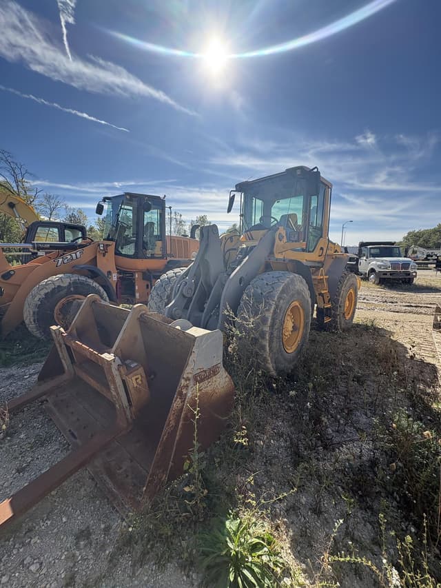 Image of Volvo L70F equipment image 3
