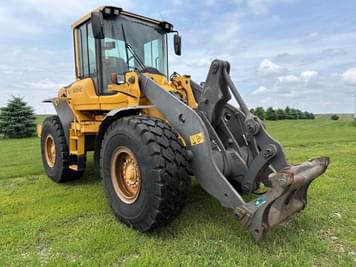 Main image Volvo L70F