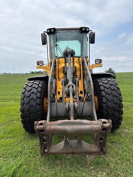 Image of Volvo L70F equipment image 4