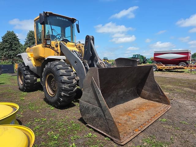 Image of Volvo L90E equipment image 2