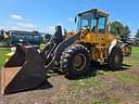 2004 Volvo L90E Image