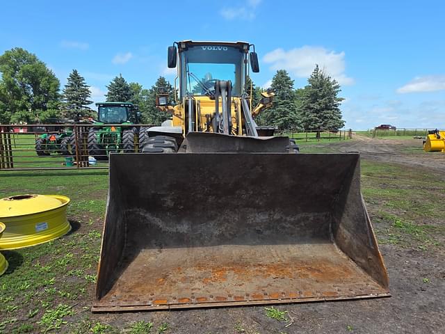Image of Volvo L90E equipment image 4
