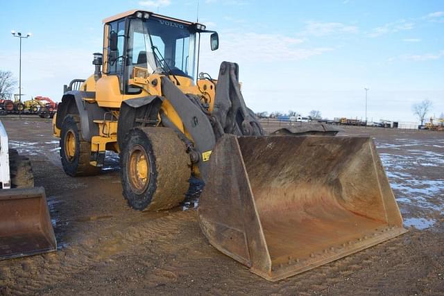 Image of Volvo L90G equipment image 3