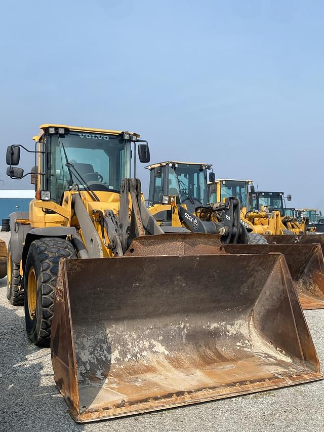 Image of Volvo L90G equipment image 1