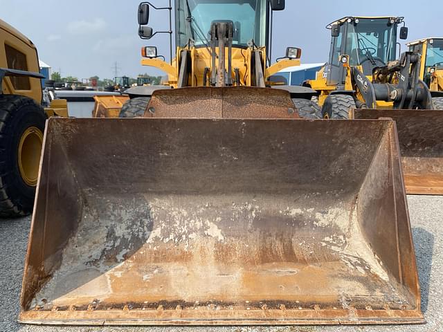 Image of Volvo L90G equipment image 2