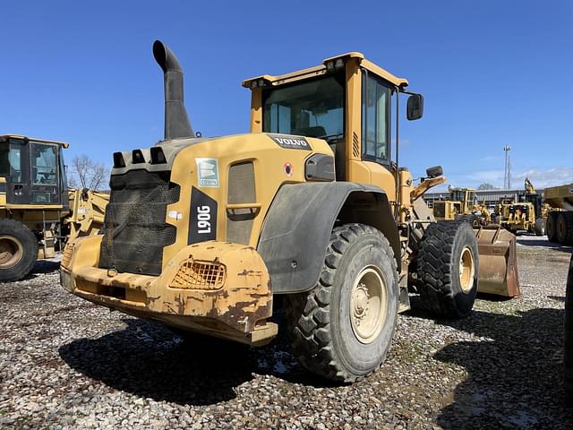 Image of Volvo L90G equipment image 3