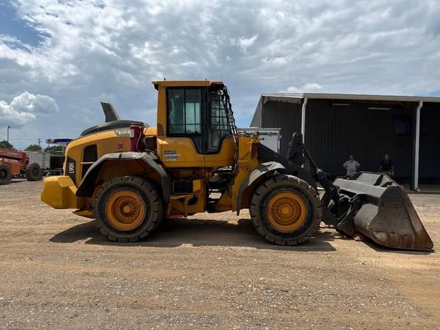 Image of Volvo L90H equipment image 2