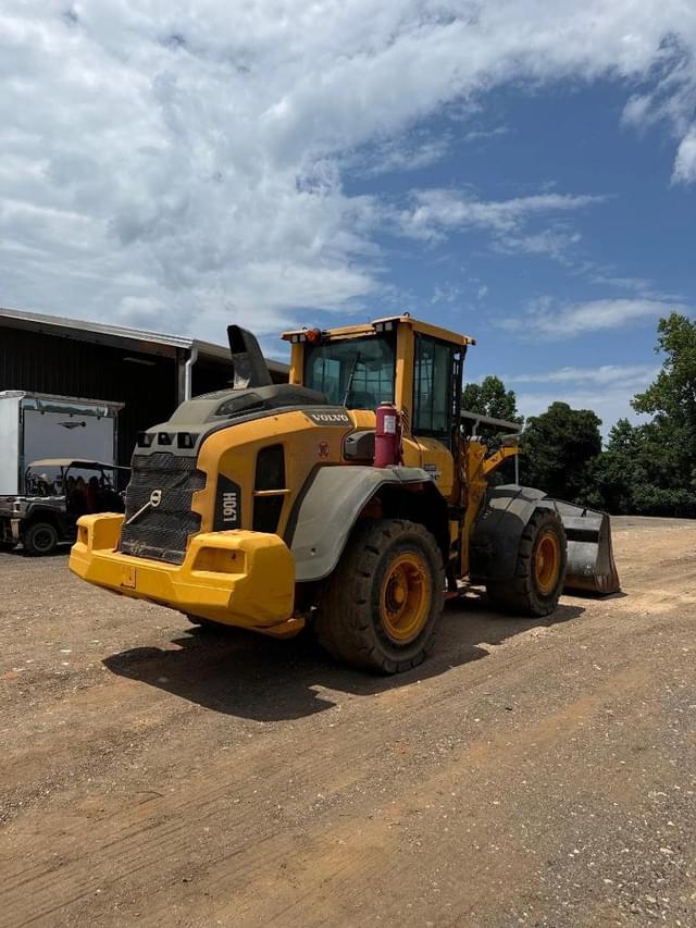 Image of Volvo L90H equipment image 3