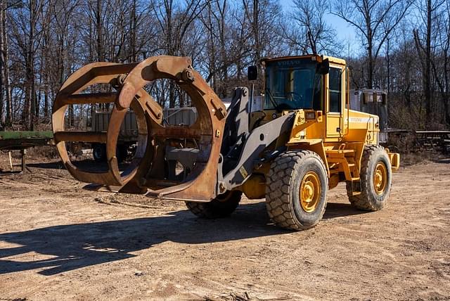 Image of Volvo L90D equipment image 3