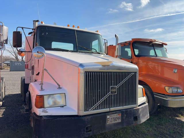 Image of Volvo Undetermined equipment image 4