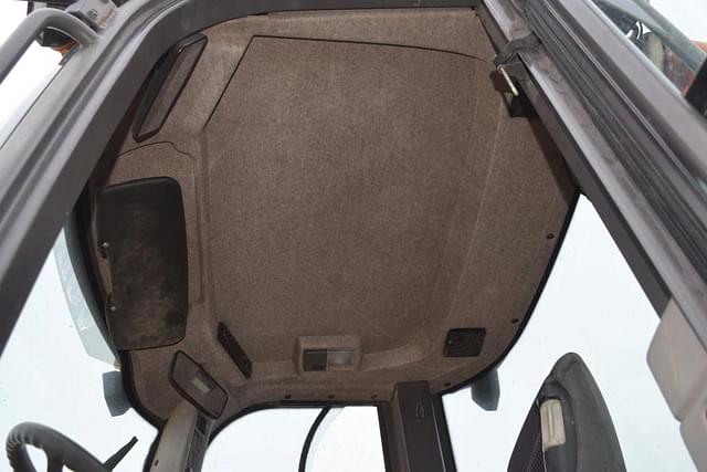 Image of Volvo L50G equipment image 4