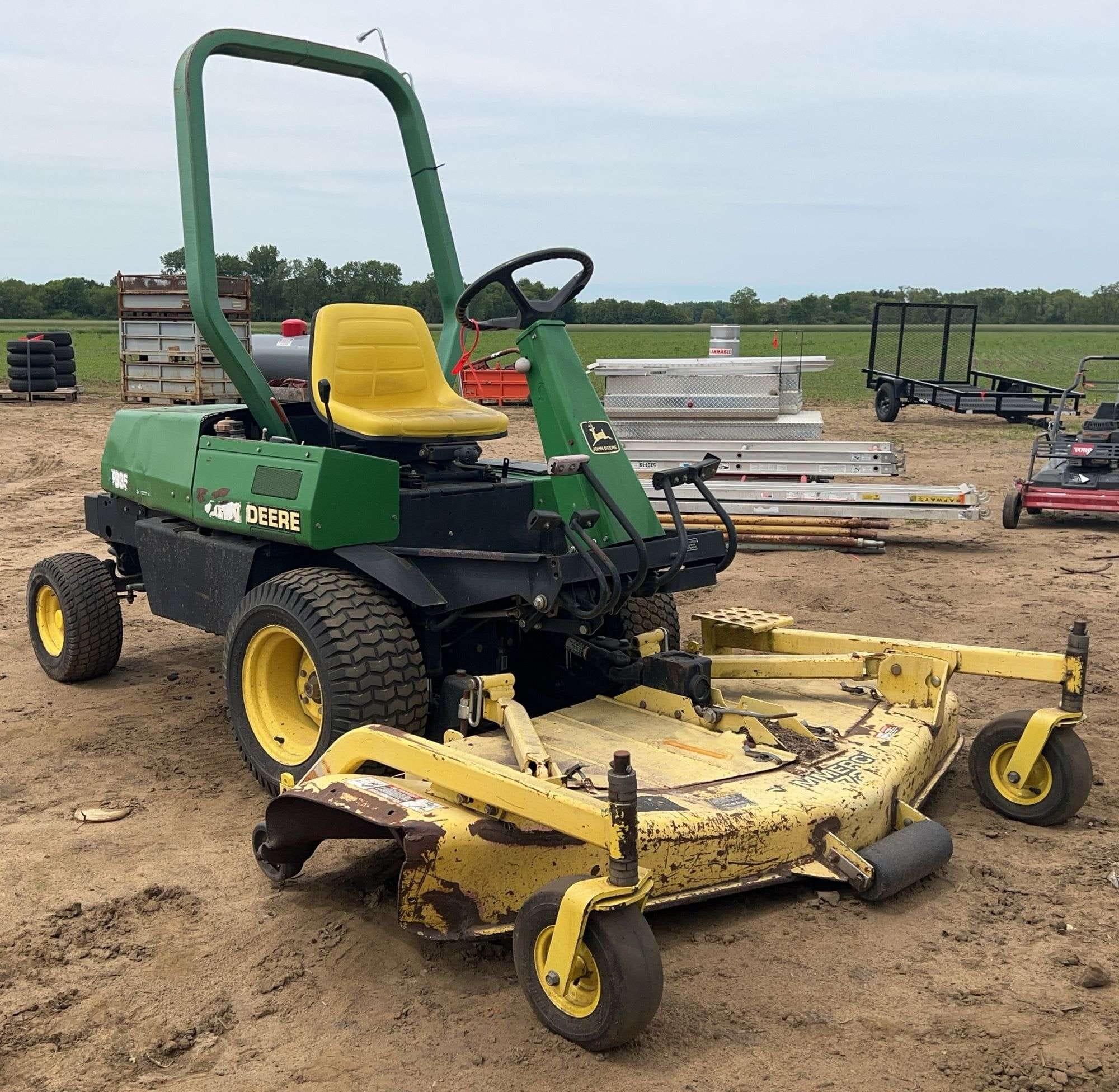 John Deere F935 Equipment Image0