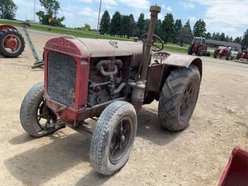 Main image McCormick-Deering W-30