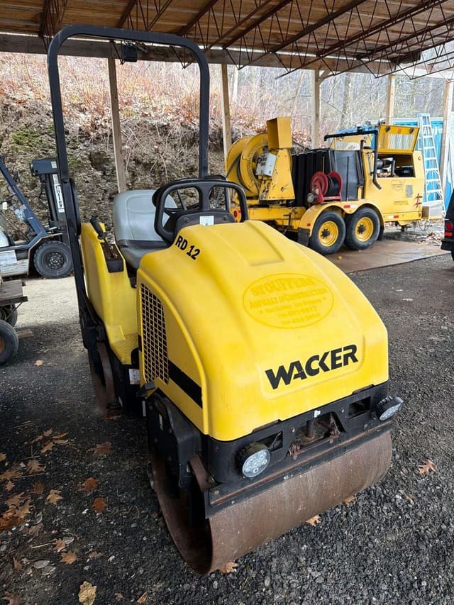 Image of Wacker RD12A equipment image 2