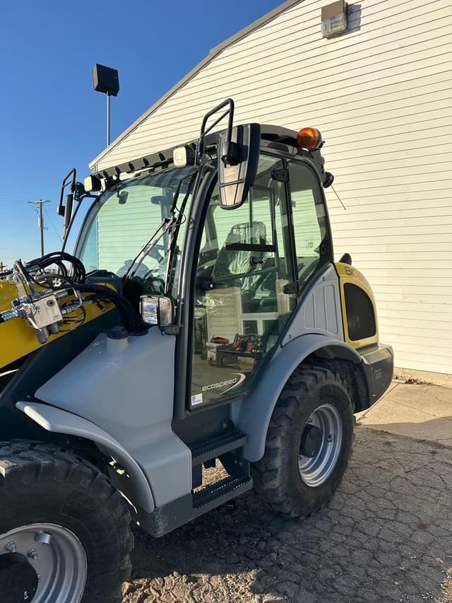 Image of Wacker Neuson 8085T equipment image 3