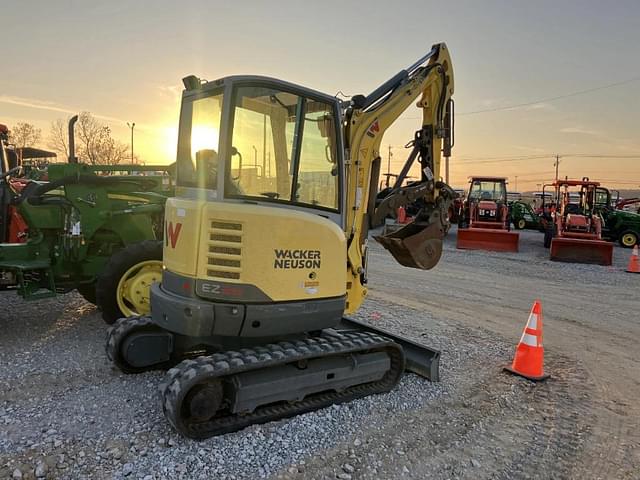 Image of Wacker Neuson EZ26 equipment image 2