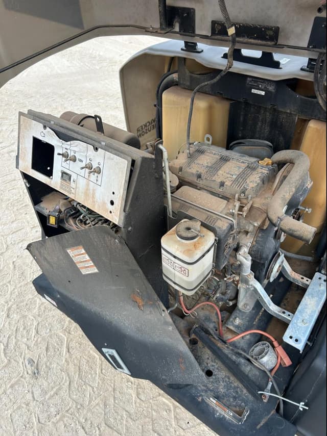 Image of Wacker Neuson LTV6 equipment image 4