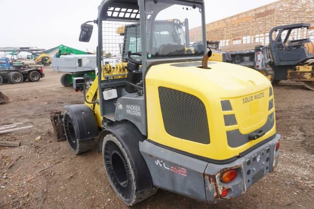 Image of Wacker Neuson WL32 equipment image 3