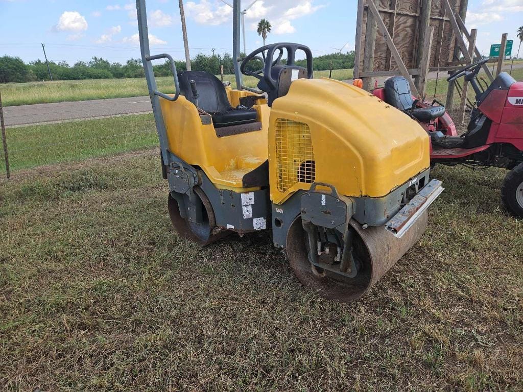 Wacker Neuson RD12 Equipment Image0