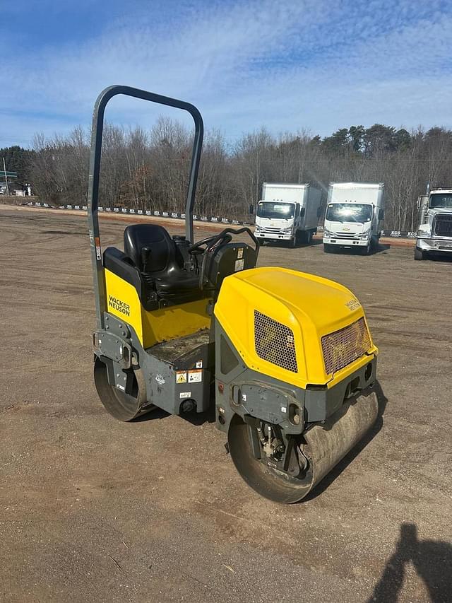 Image of Wacker Neuson RD12 equipment image 2