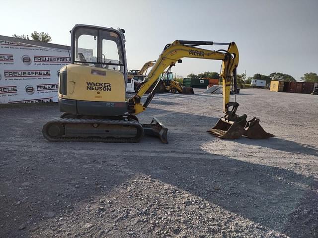 Image of Wacker Neuson EZ38 equipment image 3