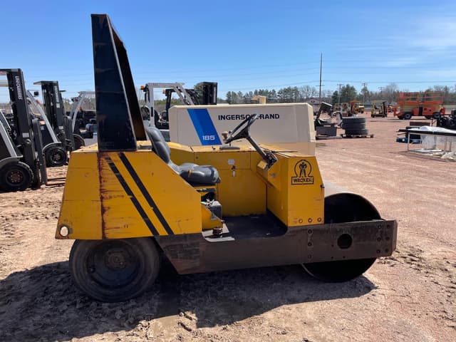 Image of Wacker R1000 equipment image 2