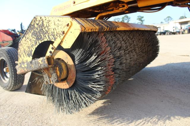 Image of Waldon Sweep Master equipment image 4