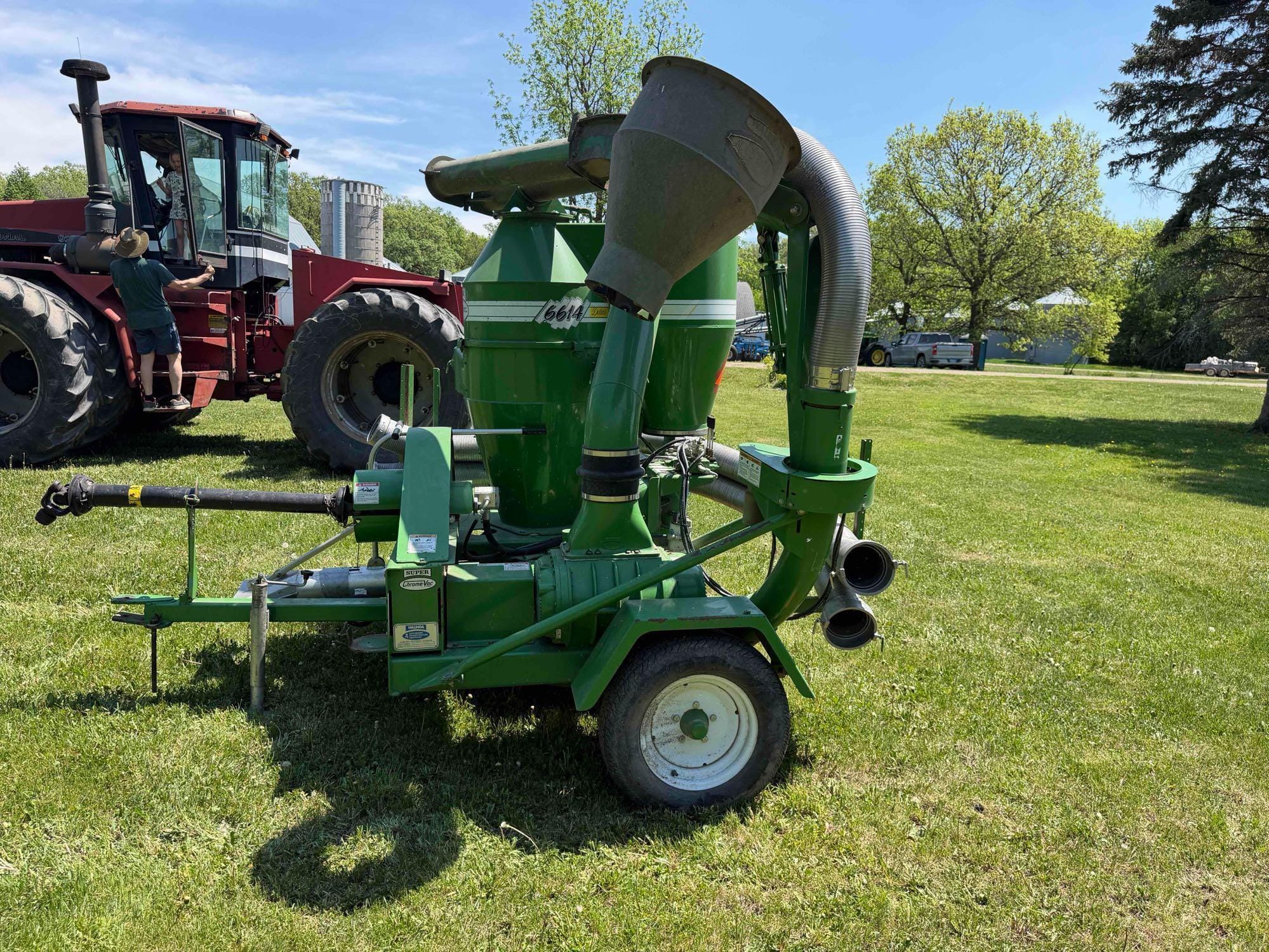 2013 Walinga 6614 Equipment Image0