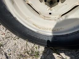 Image of Undetermined Header Trailer equipment image 1