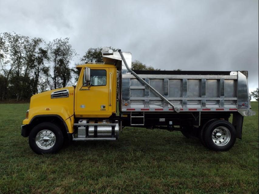 Image of Western Star 4700SF Primary image
