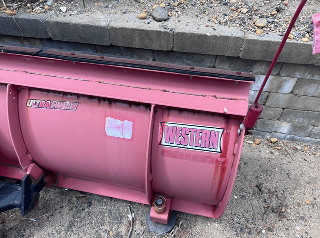 Image of Western Ultra Finish equipment image 3