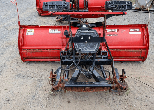 Image of Western Wideout Ultra Finish equipment image 3
