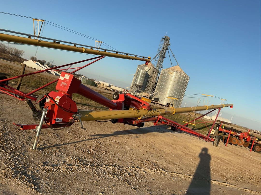 Image of Westfield 10x81 Primary image