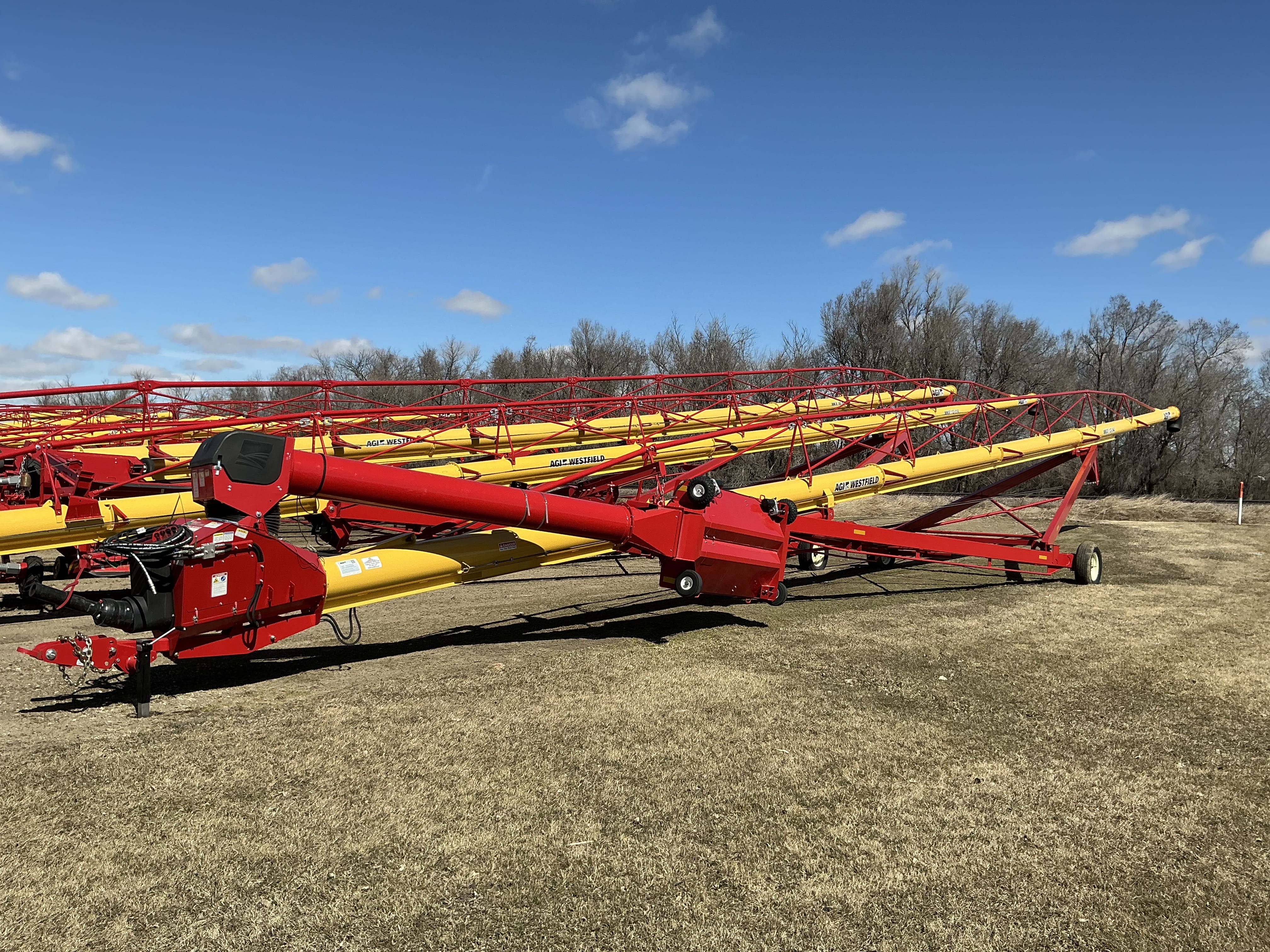 Westfield 13x94 Equipment Image0
