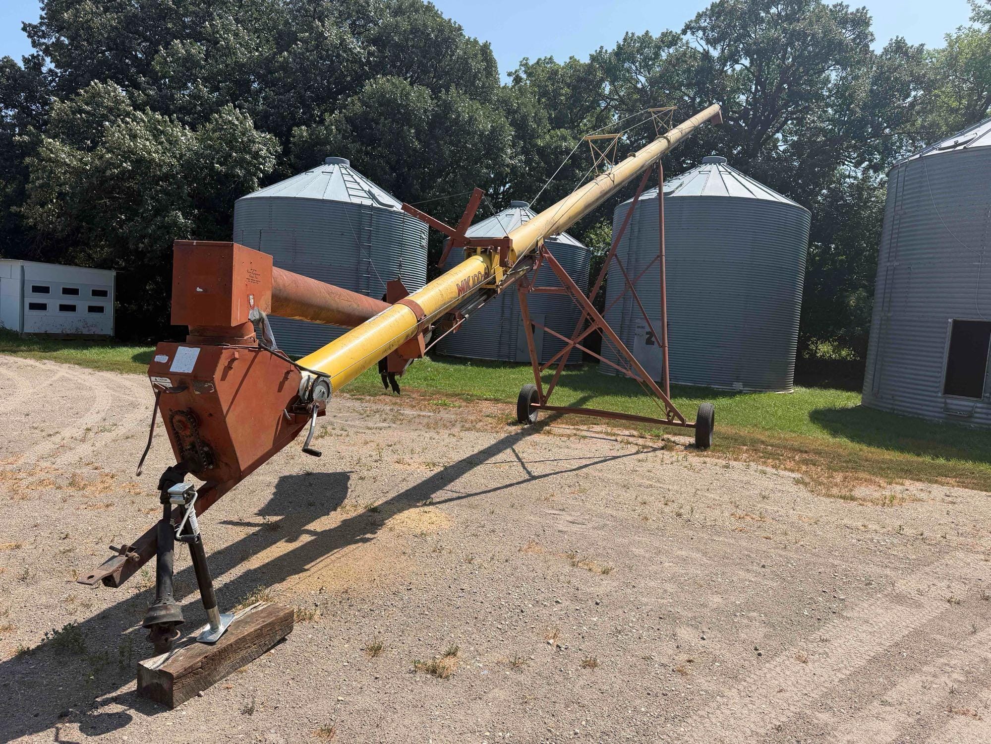 Westfield MK100-61 Equipment Image0