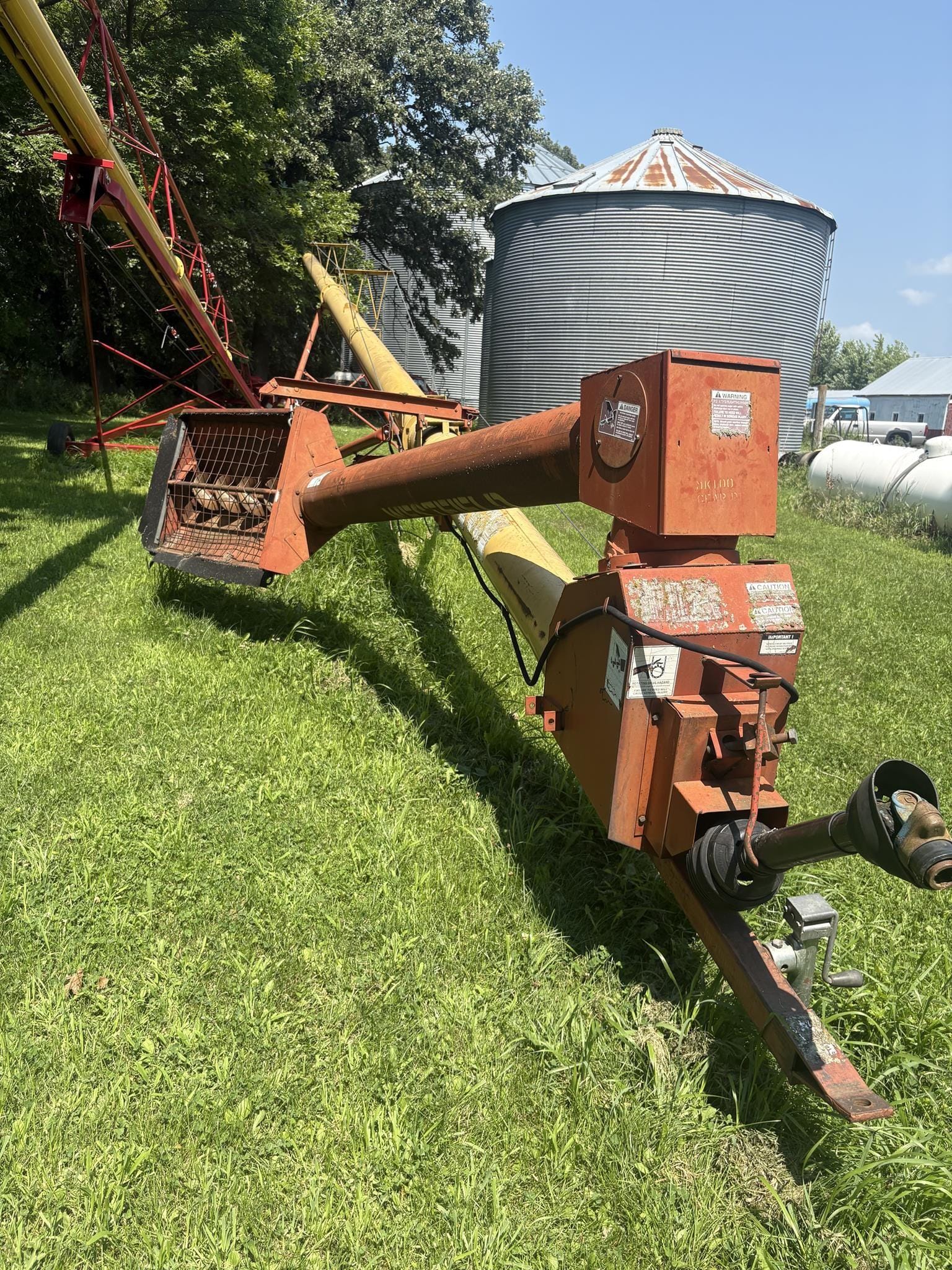 Westfield MK100-61 Equipment Image0