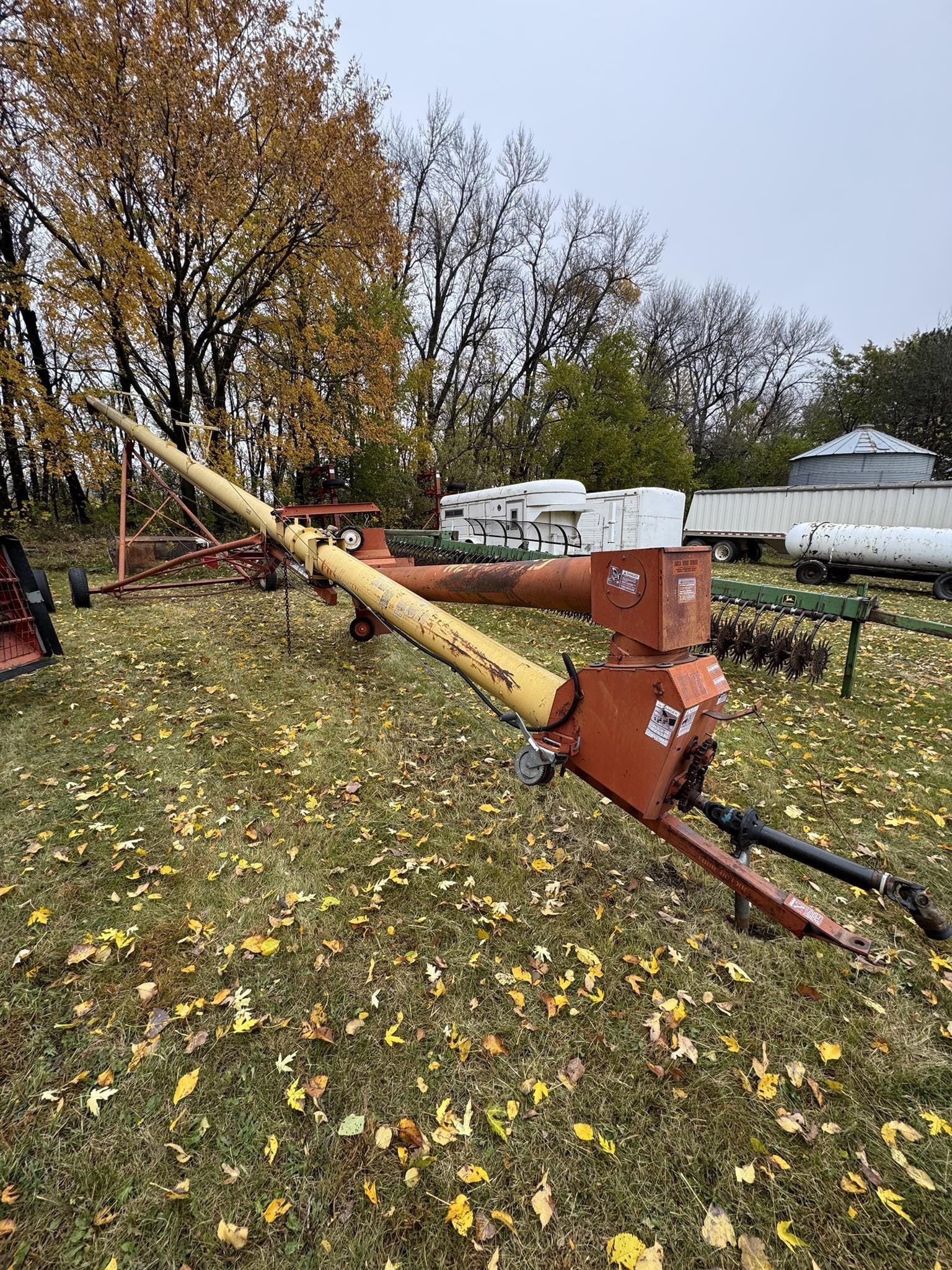 Westfield MK100-61 Equipment Image0
