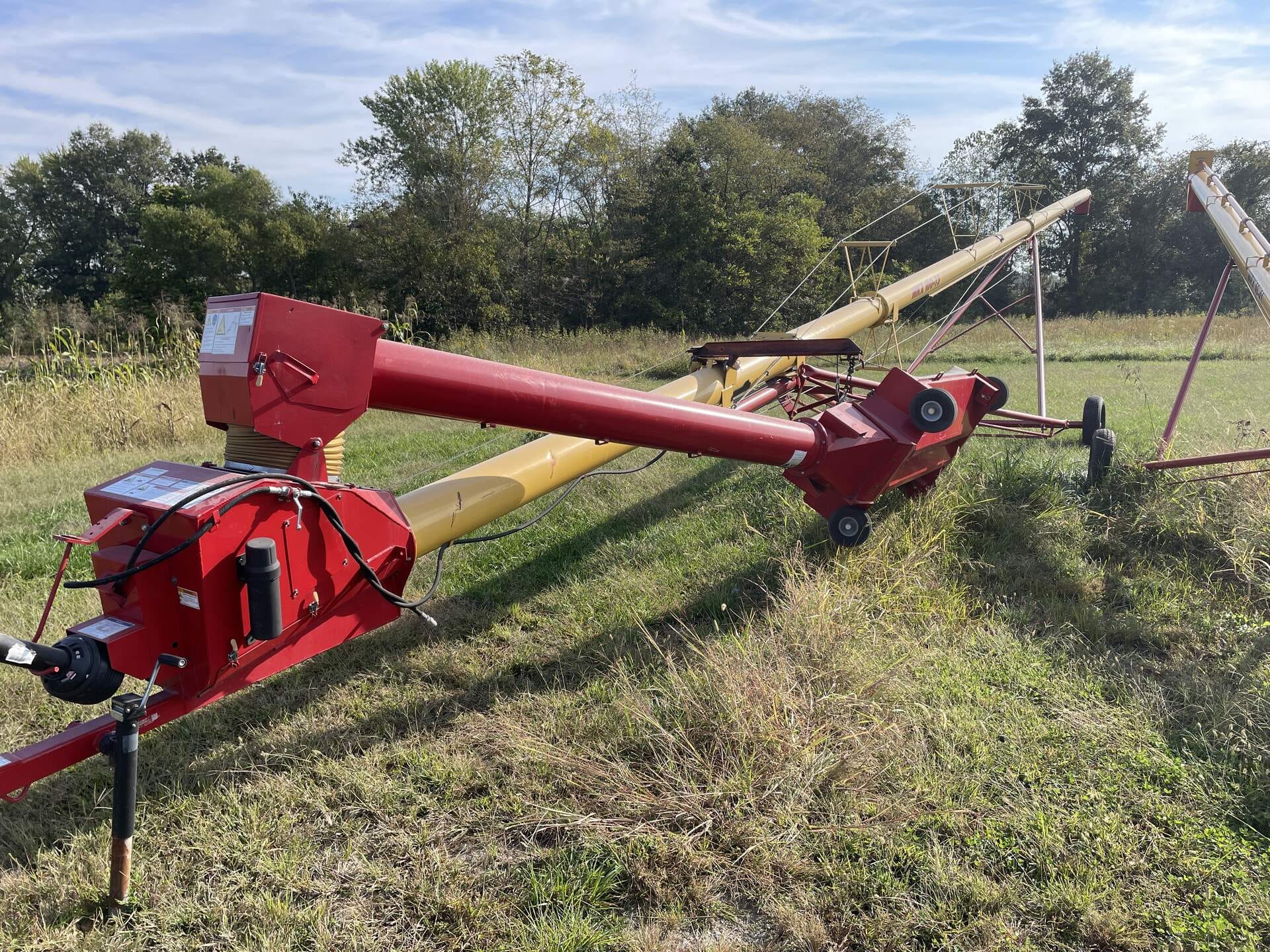 Westfield MKX100-73 Equipment Image0