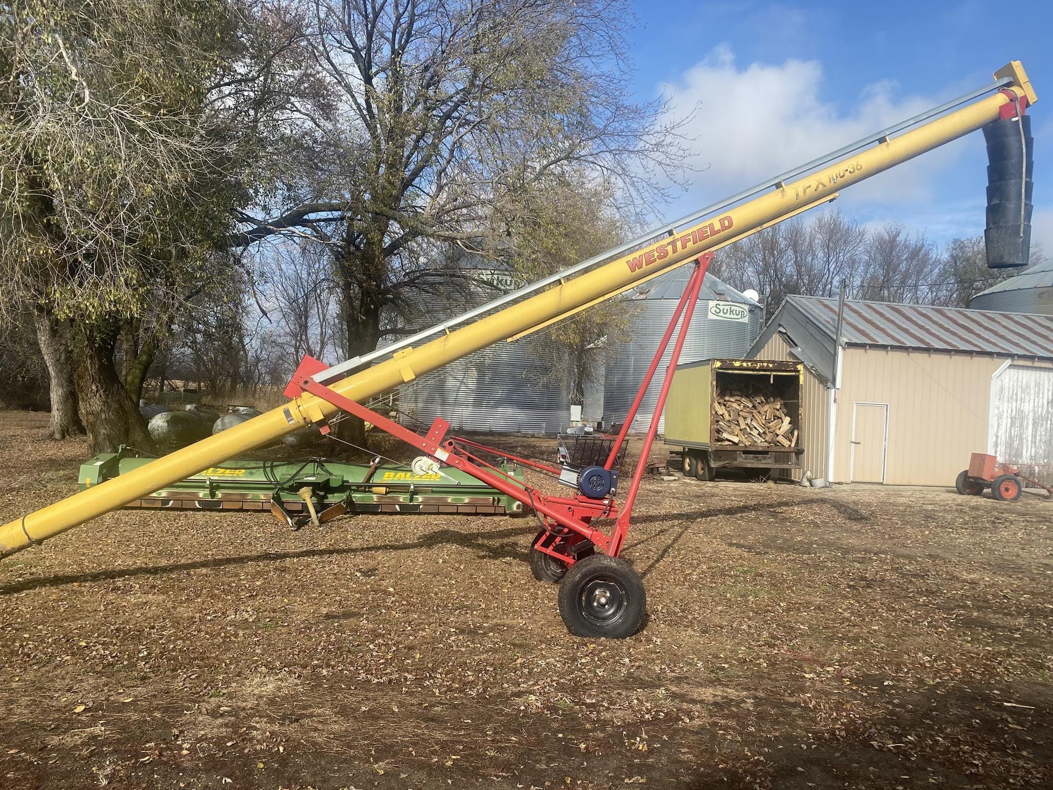 Main image Westfield TFX100-36