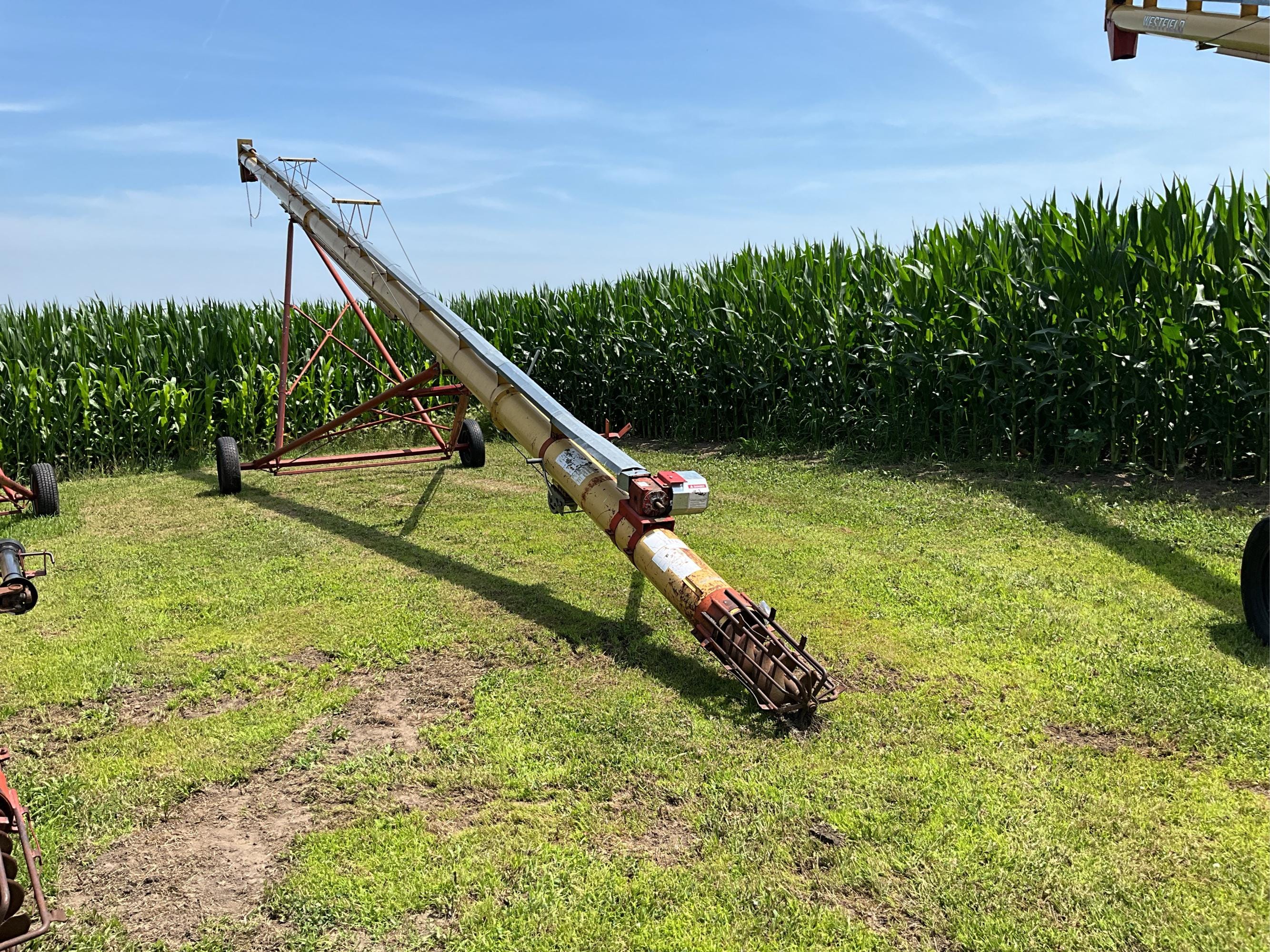 Westfield W100-61 Equipment Image0